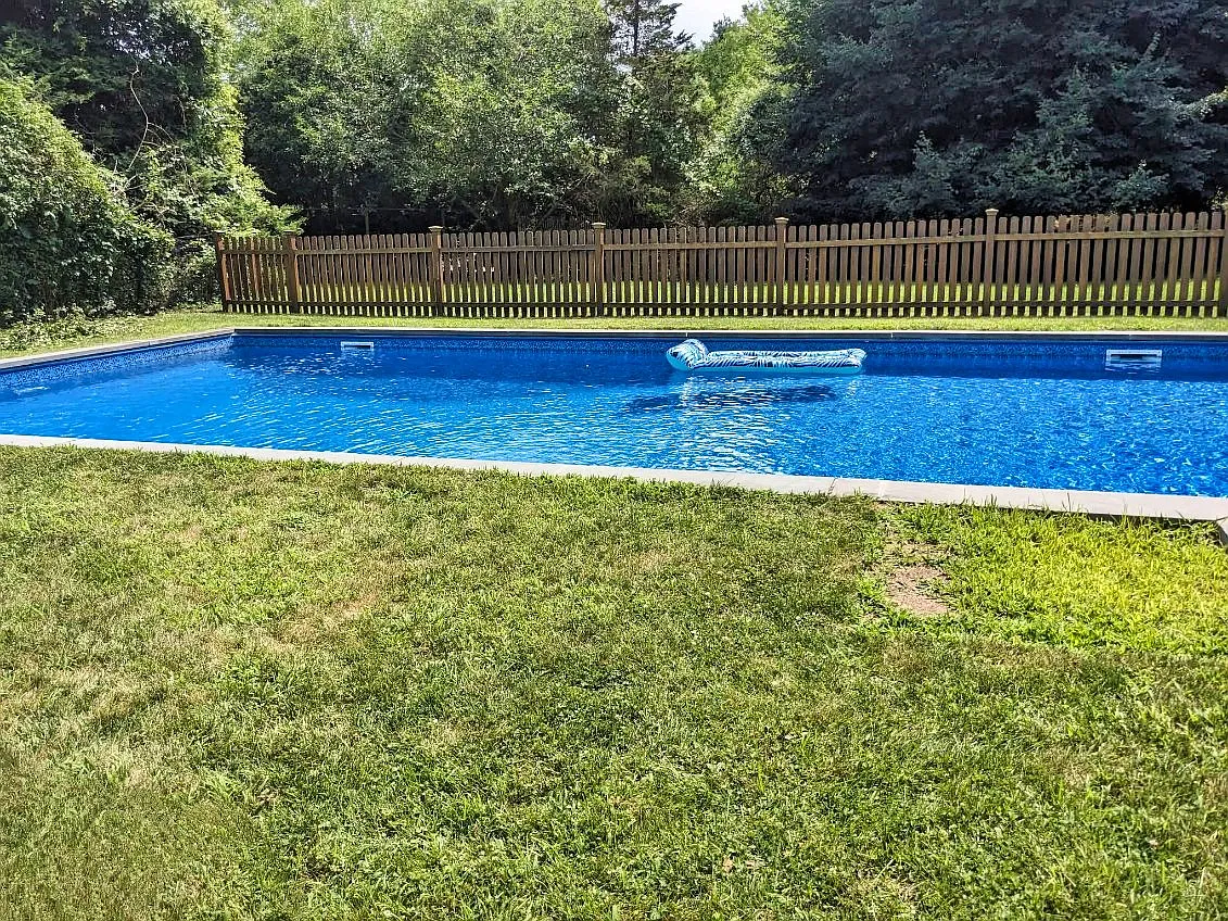Building Photo - 19 Meadowgrass Ln