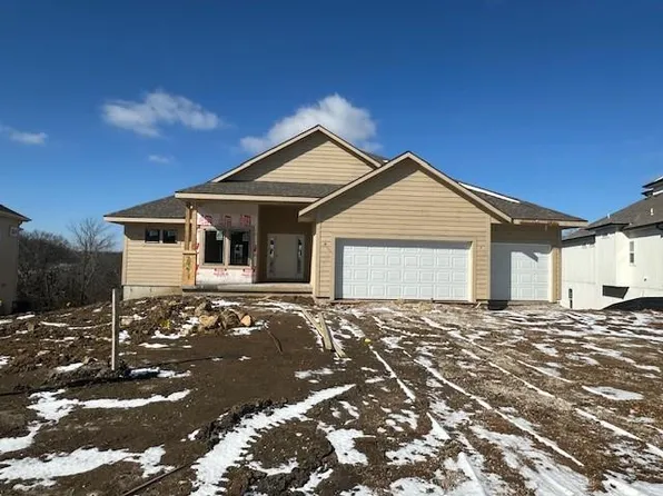 2941 W Sitka Dr, Olathe, KS 66061