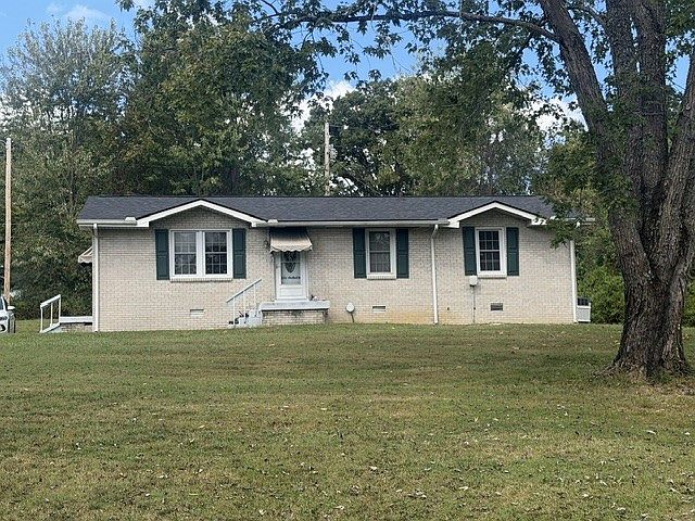 1st image of 116 Chestnut Dr