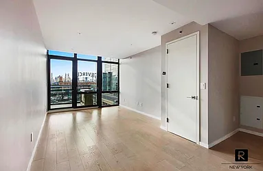 Rented by R New York