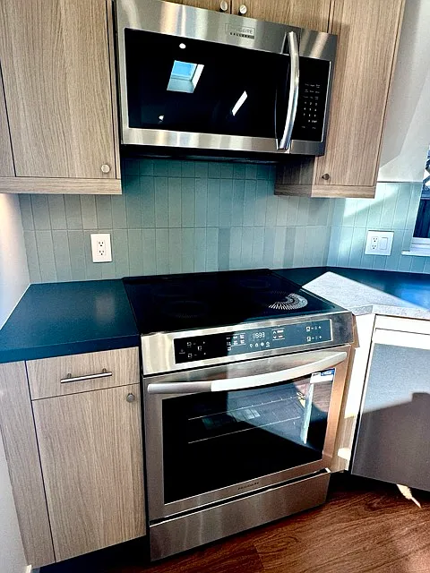 Building Photo - Miramar Dr