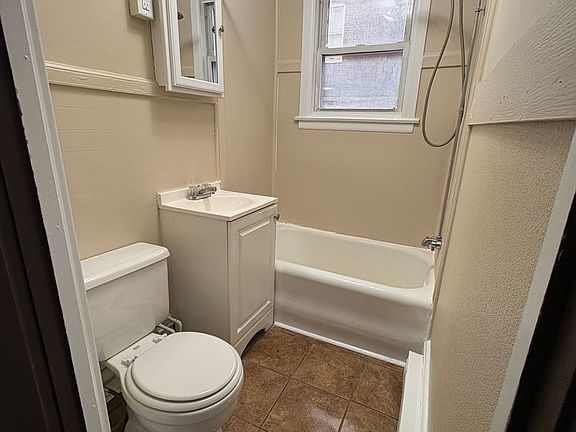 5th image of 15-27 S 7th St #27A