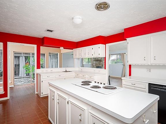 5th image of 9219 Benning Dr