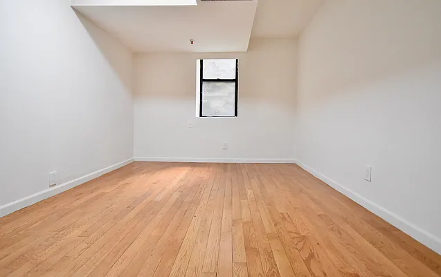 Rented by The Agency | media 6