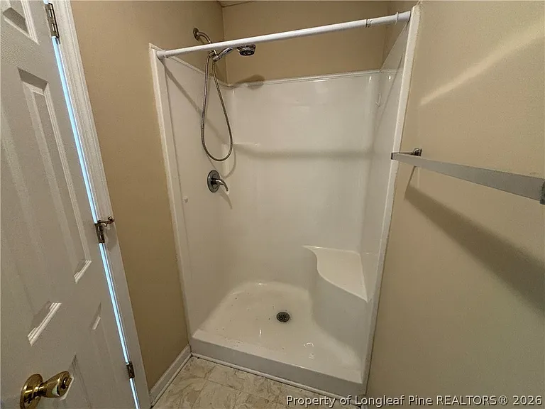 7819 Rosewood Ave — Photo 25
