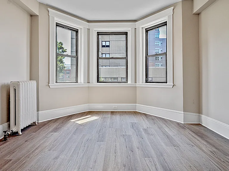 Waldorf Lofts — Photo 5
