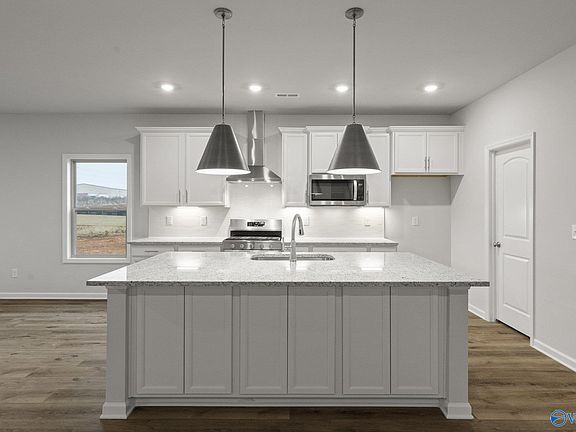 7th image of this home