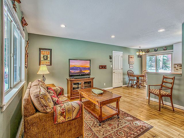 1st image of 587 Wintoon Dr