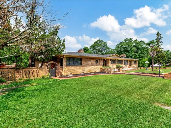 5 N Oak St, Williamston, SC 29697