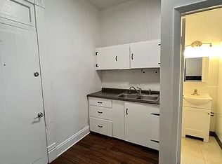 19 1/2 S Yale Ave APT 4, Columbus, OH 43222
