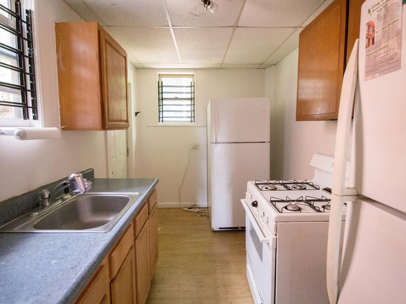 6 bed, 1952 sqft, $4,800 — Photo 3