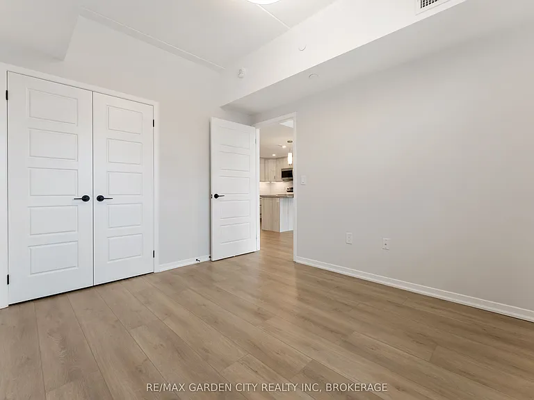 3998 Victoria Ave #110 — Photo 13