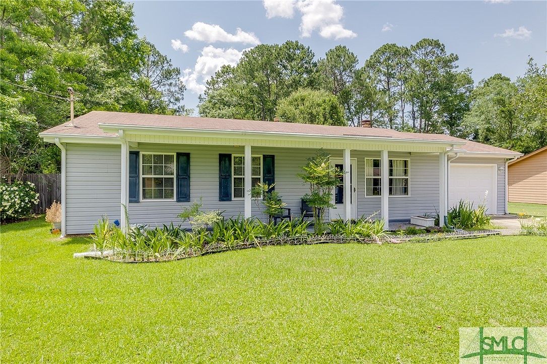 407 Oak St Bloomingdale GA 31302 Zillow