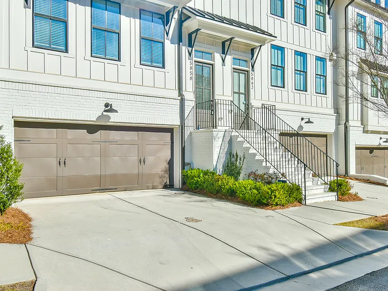 5858 Westin Rd — Photo 2