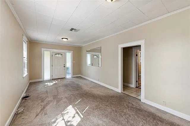 2 bed, 1.5 bath, 1058 sqft, $1,400 — Photo 3
