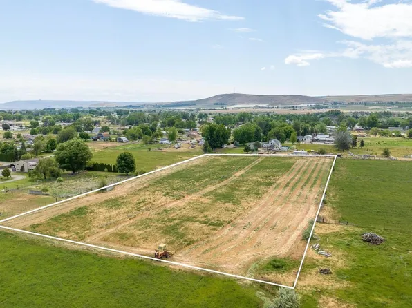 Nka E Cochran Rd, Kennewick, WA 99337