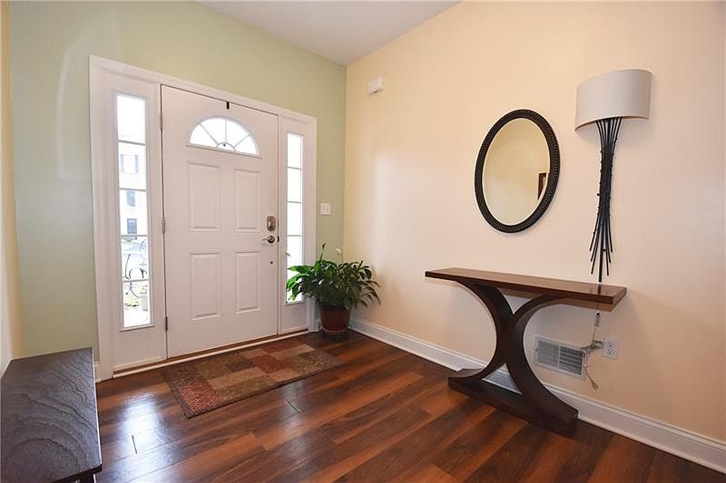 2117 Croghan Dr, Carnegie, PA 15106 Zillow