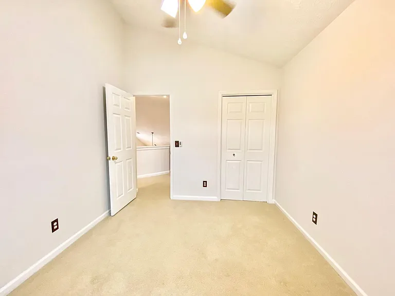685 Chantress Ct — Photo 11