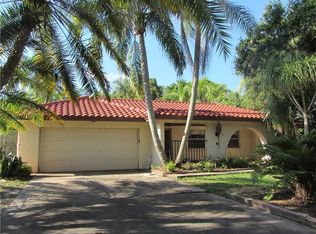 7796 Cumberland Rd, Seminole, FL 33777