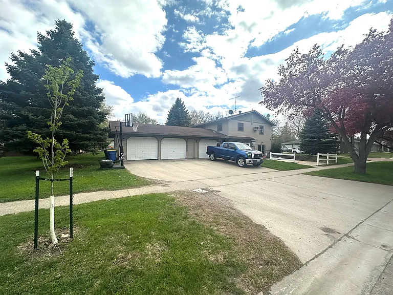 524 20th Ave — Photo 24