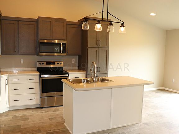 5th image of 1871 Longview Dr