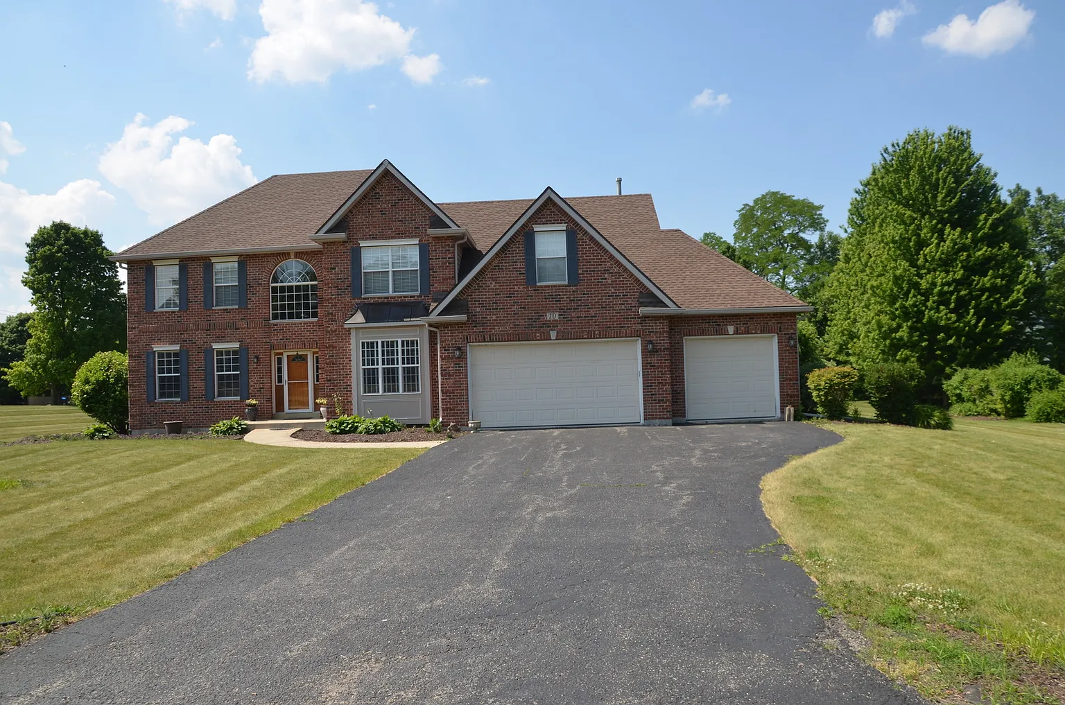 10 Maple Ridge Ln photo 1