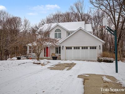 7515 Las Palmas Dr NE, Rockford, MI, 49341