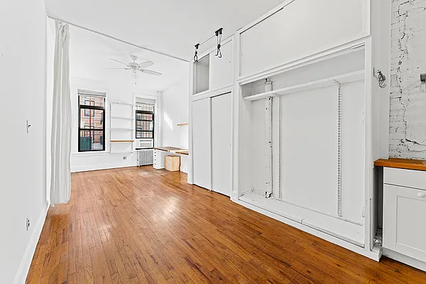 Rented by Corcoran | media 2