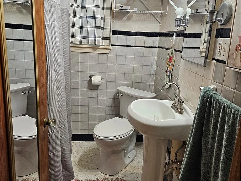 127 Langner Rd #LOWER — Photo 9