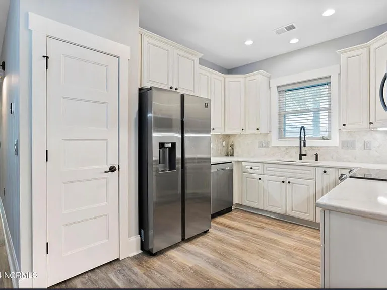 529 Spencer Farlow Dr #B — Photo 6