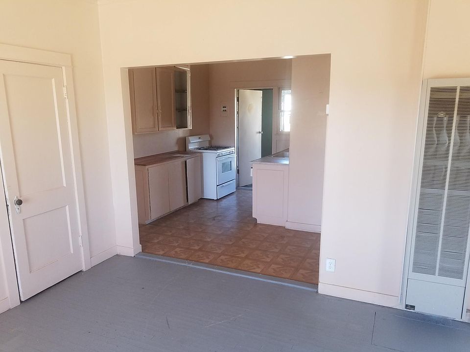 2nd image of 13356 Clover St