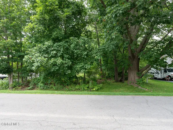 7 Sawyer Place, Albany, NY 12208