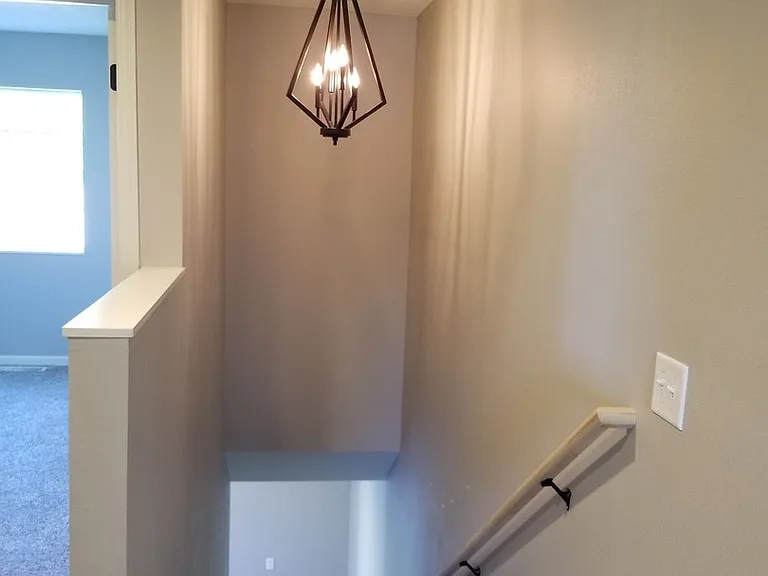 2613-2639 Apache Ct — Photo 8