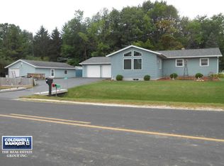 4534 Stone Rd, Manitowoc, WI 54220