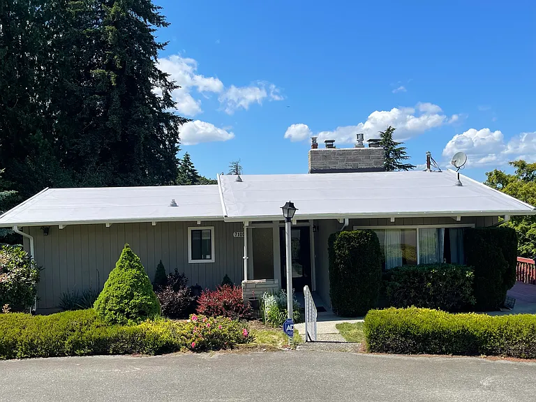 7100 S Sunnycrest Rd — Photo 1