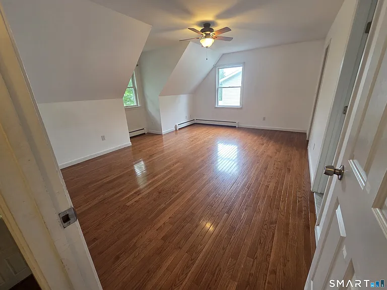 15 Elizabeth Dr — Photo 18