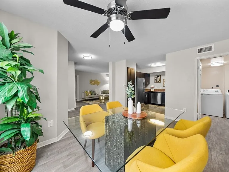 Club Mira Lago Apartments — Photo 21
