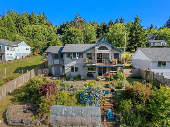 14160 Campground St, Cloverdale, OR 97112