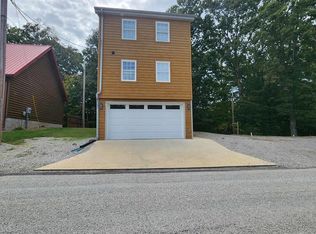 281 Bill Hunter Rd, Celina, TN 38551