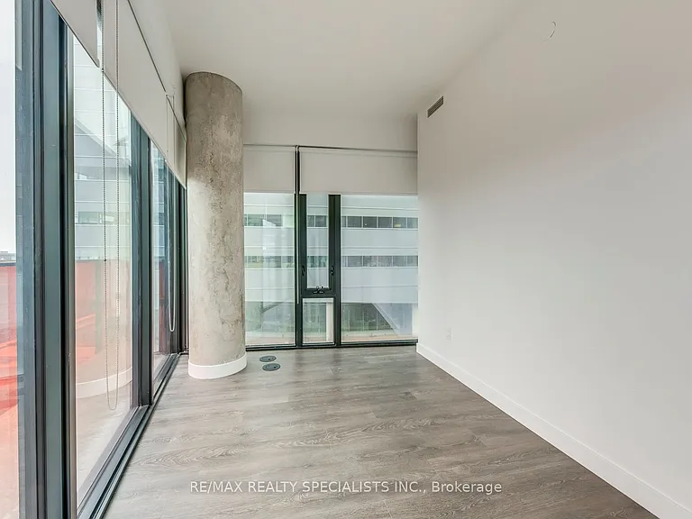 215 Queen St W #1405 — Photo 22