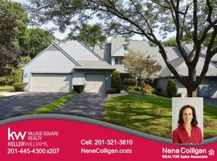 33 Braeburn Dr #33C, Washington Township, NJ 07676