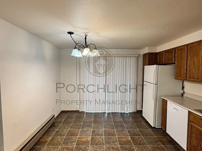 La Villa Apartments — Photo 35