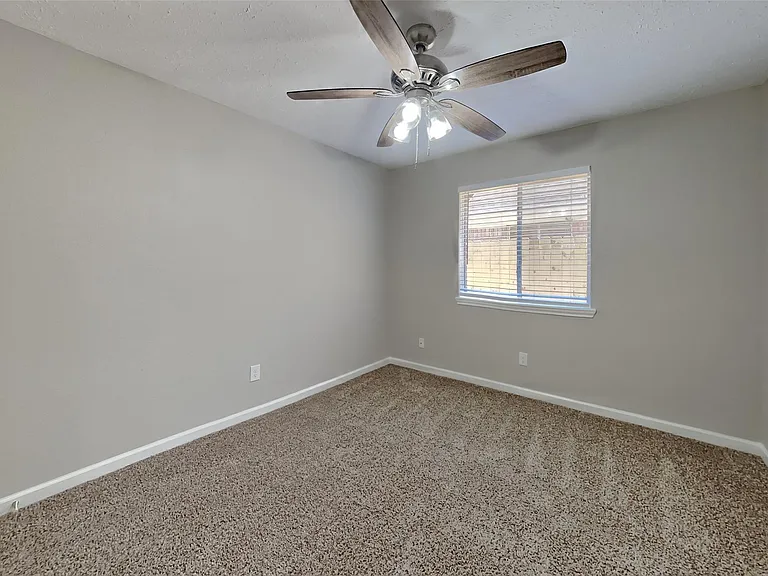 2314 Pebbledowne Cir — Photo 17