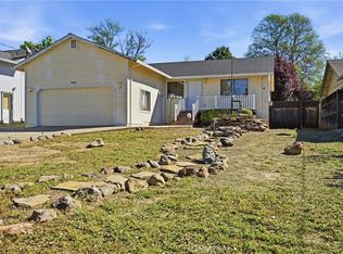 19176 Stonegate Rd, Hidden Valley Lake, CA 95467