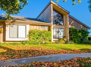 16762 Viewpoint Ln APT 4, Huntington Beach, CA 92647