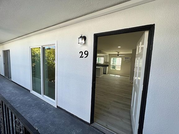 5th image of 4483 Collwood Blvd #29