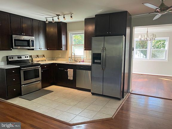 5th image of 6207 Tecumseh Pl