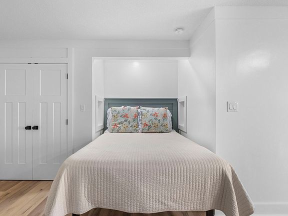 2nd image of 230 13th Avenue Pl NW #17