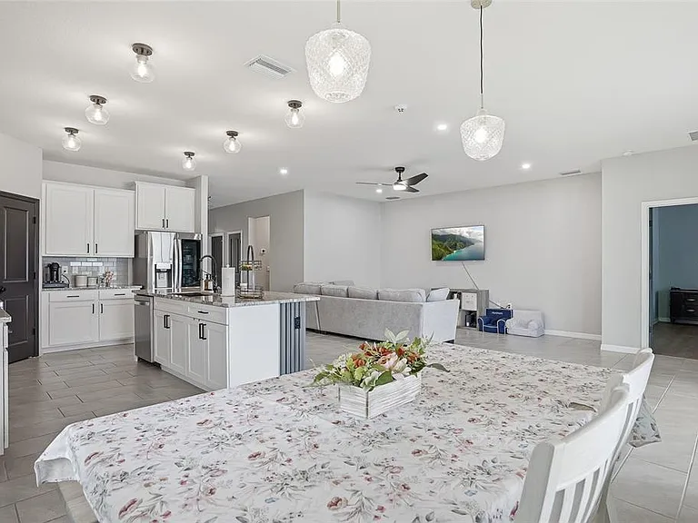 3228 Living Coral Dr — Photo 12