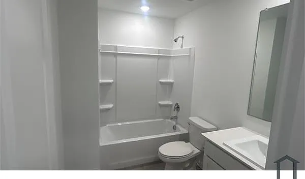 4221 Jutland Dr — Photo 14